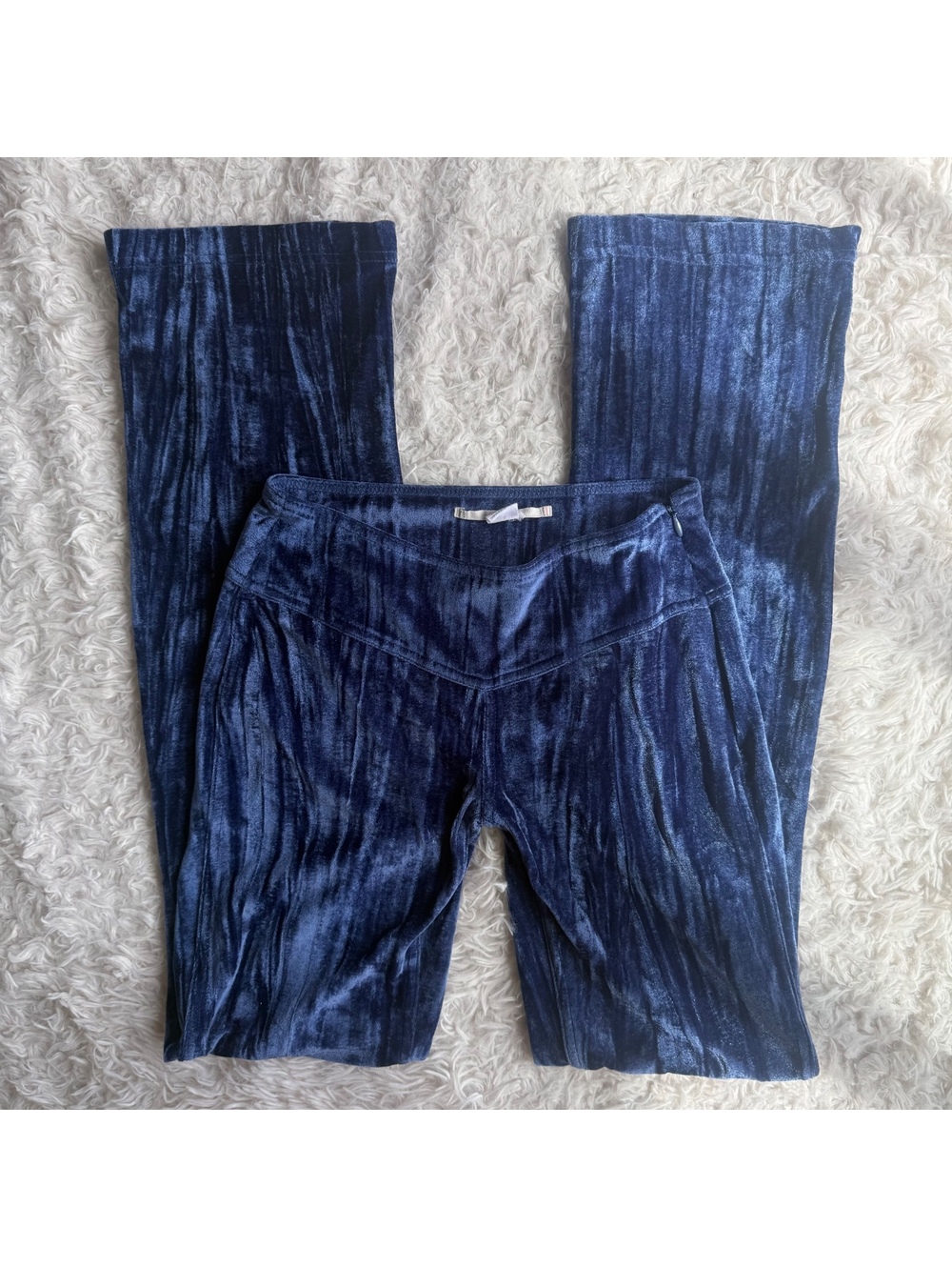 Kimchi blue low rise flare pants
